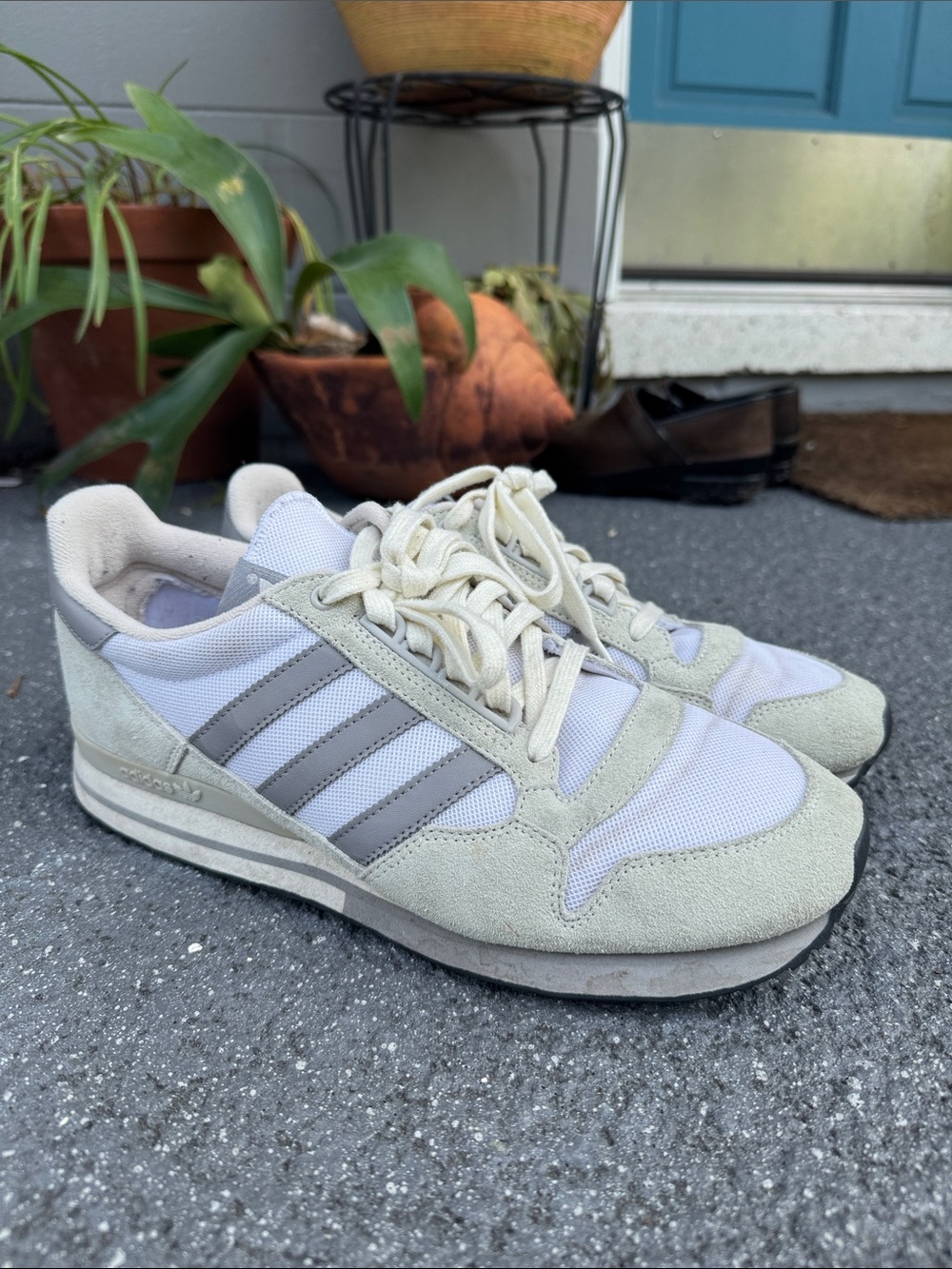 Adidas Mens ZX 500 White and Grey  Sneakers